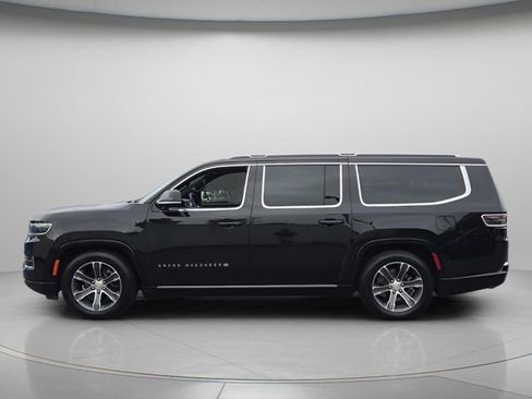 Used 2024 Jeep Grand Wagoneer L 4WD image 3