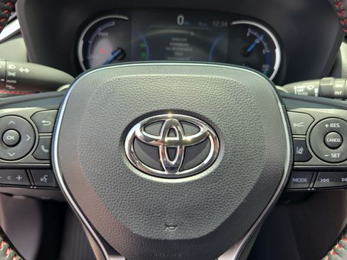 Certified 2022 Toyota RAV4 XSE w/ Weather Package AWD/4WD image 19