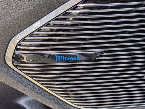 Used 2023 Jeep Grand Cherokee Overland w/ Adv Protech Group III image 14