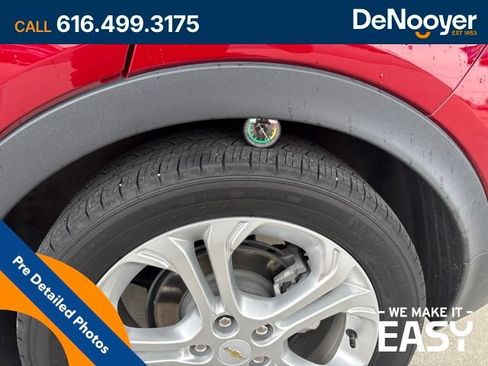 Used 2020 Chevrolet Bolt LT FWD image 13