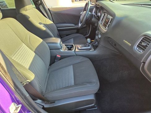 Used 2023 Dodge Charger SXT AWD/4WD image 19