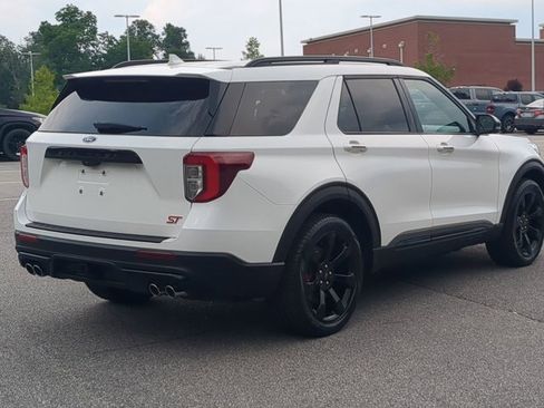 Certified 2023 Ford Explorer ST w/ Equipment Group 401A AWD/4WD image 4