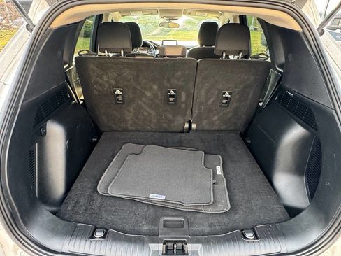 Used 2020 Ford Escape SE image 27