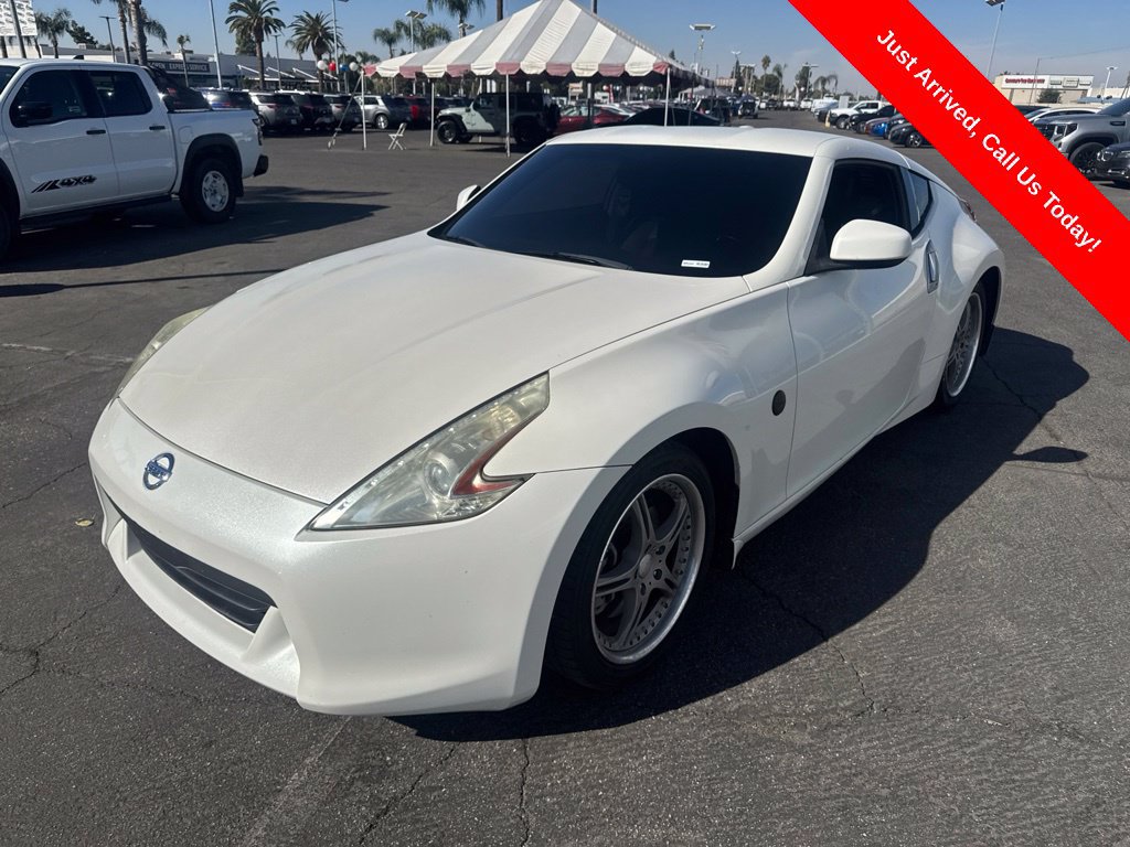 Used 2011 Nissan 370Z Touring RWD image 1