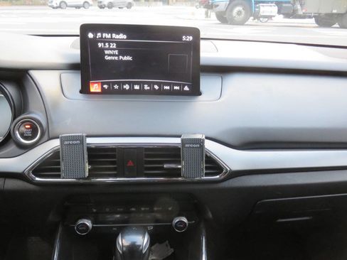 Used 2020 MAZDA CX-9 Touring w/ Touring Premium Package image 15