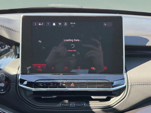 New 2026 Jeep Compass Latitude image 14