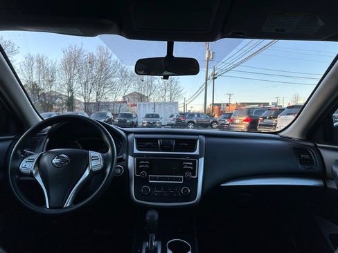 Used 2017 Nissan Altima 2.5 S w/ Power Driver Seat Package FWD image 24
