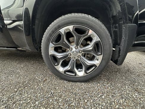 Used 2019 RAM 1500 Limited image 25