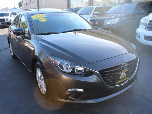 Used 2014 MAZDA MAZDA3 i Grand Touring image 8