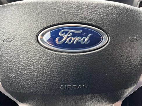 Used 2022 Ford Explorer XLT w/ Equipment Group 202A image 33