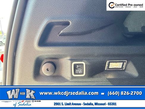 Certified 2023 Jeep Grand Cherokee L Overland w/ Luxury Tech Group IV AWD/4WD image 29