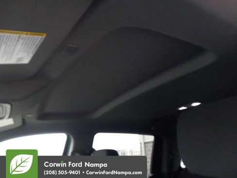 Used 2025 GMC Sierra 1500 Elevation image 23