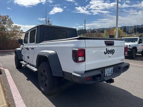 Used 2020 Jeep Gladiator Sport w/ Quick Order Package 24S image 5