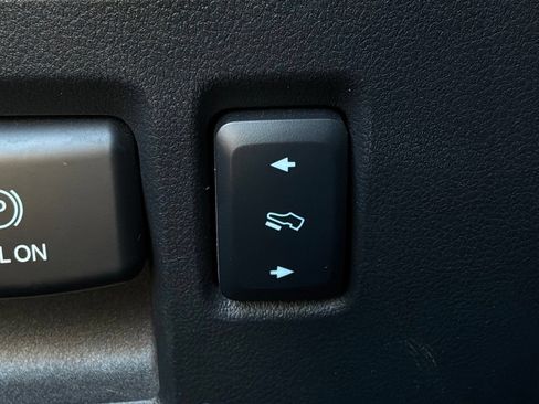 Used 2024 Ford Expedition Limited RWD image 33