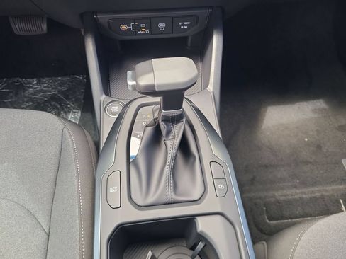Used 2025 Kia K4 FWD image 31