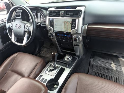 Used 2023 Toyota 4Runner Limited AWD/4WD image 38