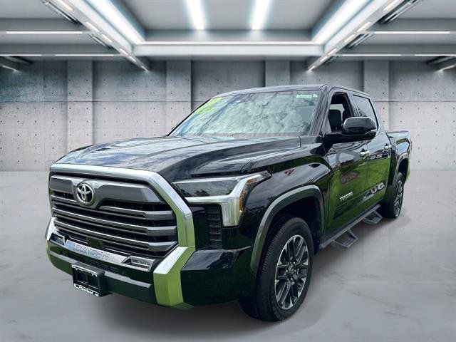 Used 2025 Toyota Tundra Limited AWD/4WD image 1