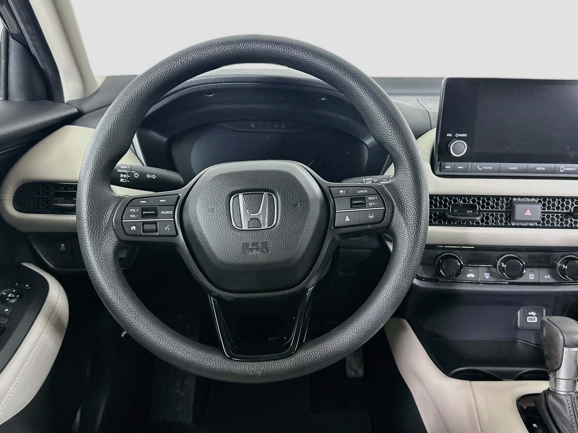 Used 2025 Honda HR-V LX image 17