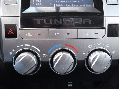 Used 2015 Toyota Tundra SR image 19