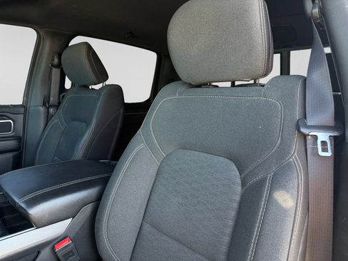 Used 2025 RAM 1500 Big Horn AWD/4WD image 23