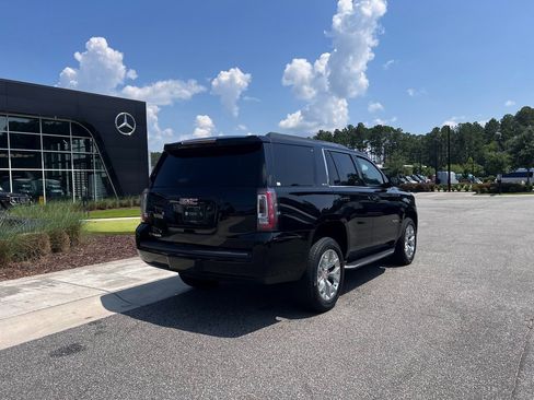 Used 2017 GMC Yukon SLE w/ SLE Value Package image 5