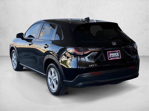 Used 2025 Honda HR-V LX image 3