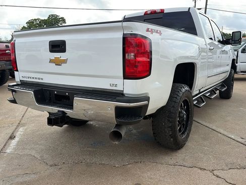 Used 2018 Chevrolet Silverado 2500 LTZ w/ Duramax Plus Package image 3