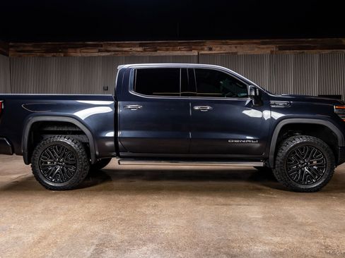 Used 2023 GMC Sierra 1500 Denali Ultimate image 10