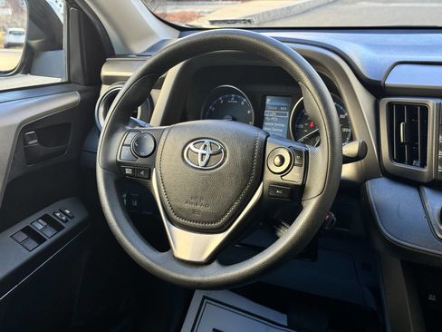 Used 2017 Toyota RAV4 LE image 26