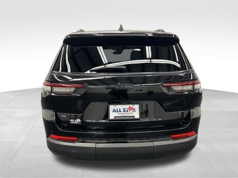 Used 2021 Jeep Grand Cherokee L Laredo image 8