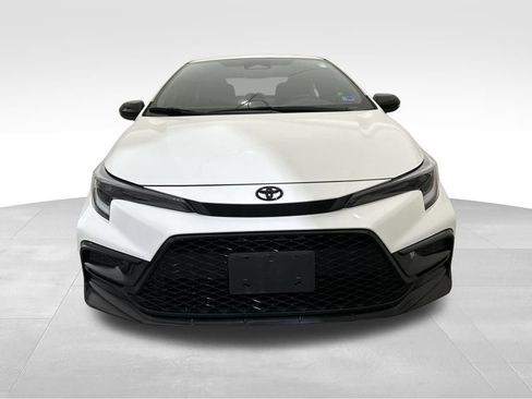 Used 2024 Toyota Corolla Sedan w/ SE Convenience Package image 9