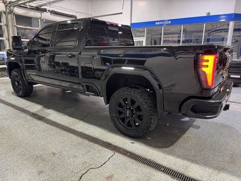 Used 2024 GMC Sierra 3500 AT4 w/ AT4 Premium Plus Package image 5