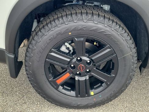 New 2026 Nissan Rogue SV AWD/4WD image 3