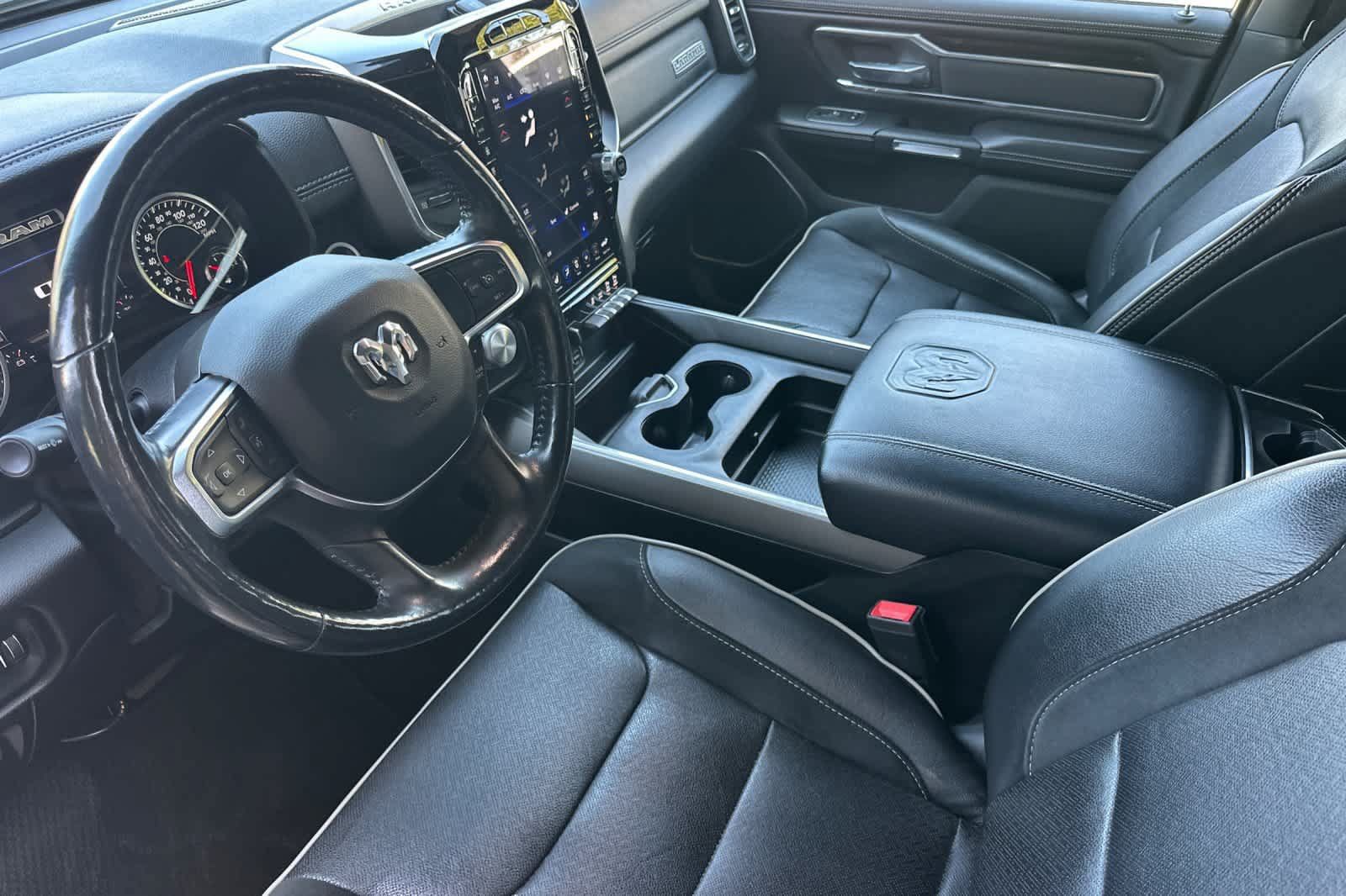 Used 2020 RAM 1500 Laramie w/ Sport Appearance Package AWD/4WD image 14