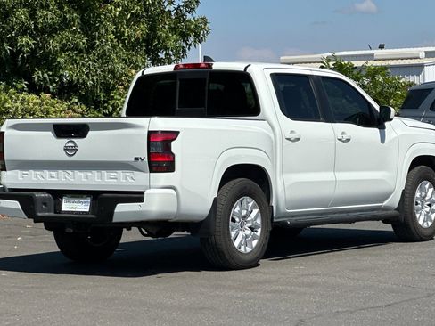 Certified 2022 Nissan Frontier SV image 4