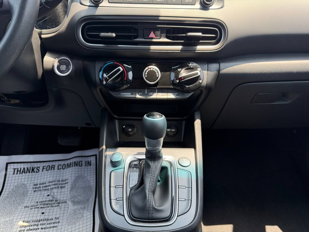 Used 2023 Hyundai Kona SEL AWD/4WD image 19
