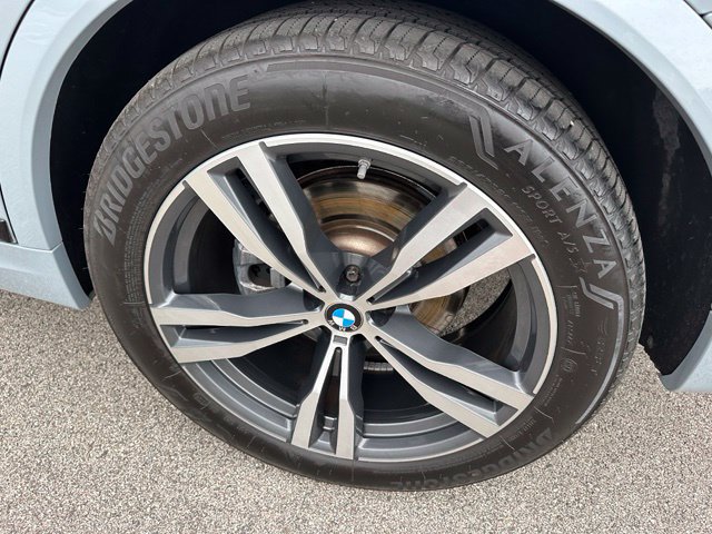 Used 2024 BMW X7 xDrive40i w/ Executive Package AWD/4WD image 8