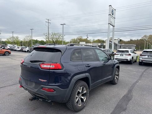 Used 2014 Jeep Cherokee Trailhawk AWD/4WD image 19