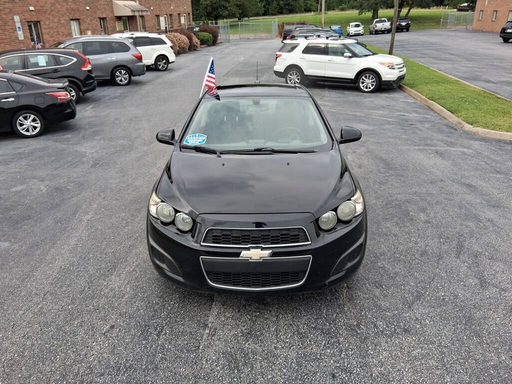 Used 2016 Chevrolet Sonic LT FWD image 2
