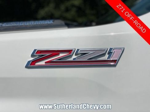 Used 2020 Chevrolet Silverado 2500 LT w/ Z71 Off-Road Package AWD/4WD image 11