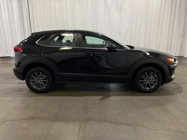Used 2023 MAZDA CX-30 AWD 2.5 S image 3