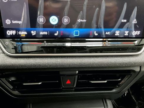 New 2026 Volkswagen Tiguan S image 21