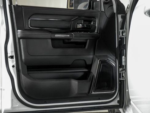 Used 2022 RAM 3500 Limited RWD image 33