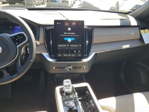 New 2026 Volvo XC90 B6 Ultra image 9