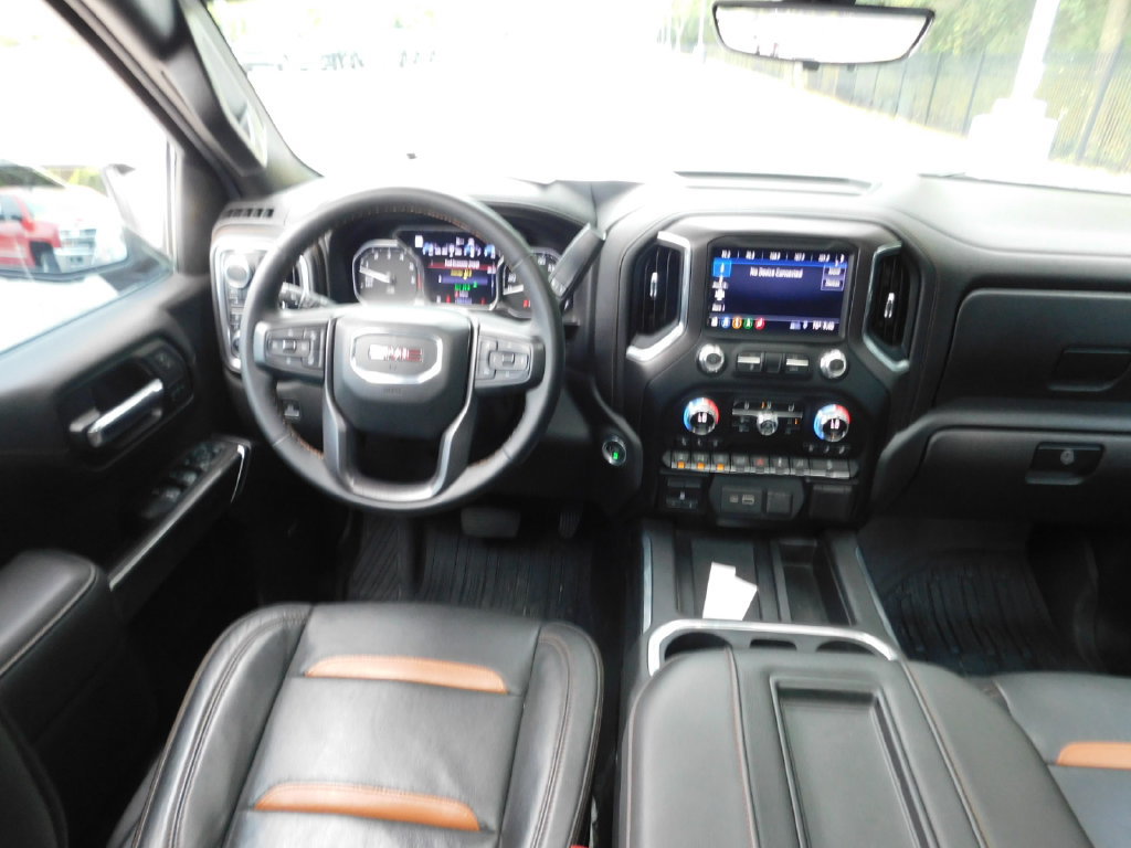 Used 2019 GMC Sierra 1500 AT4 w/ Off Road Performance Package AWD/4WD image 7