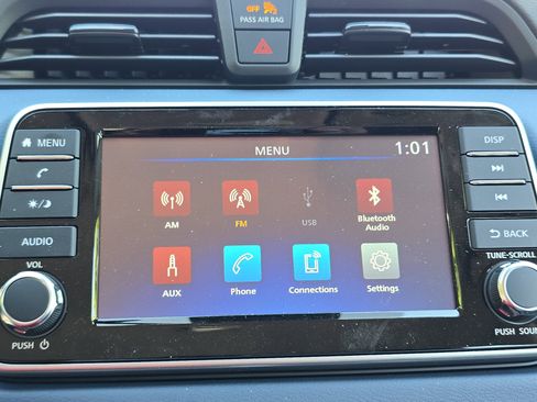 New 2025 Nissan Versa SV w/ Trunk Package image 20