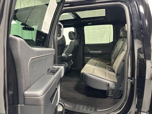 Used 2025 Ford F150 Lariat w/ Equipment Group 501A Mid image 43