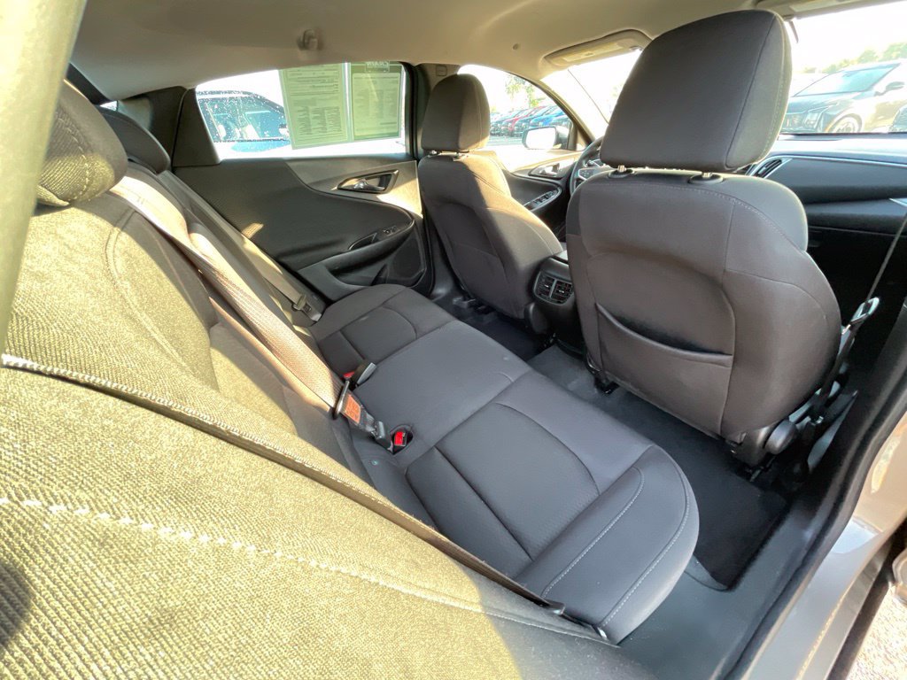 Used 2024 Chevrolet Malibu LT FWD image 25