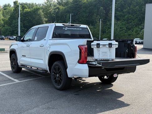 New 2026 Toyota Tundra Limited AWD/4WD image 3