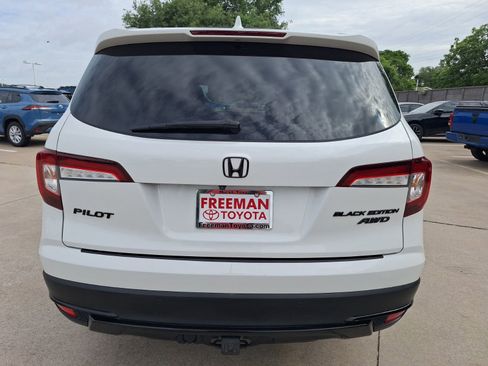 Used 2021 Honda Pilot Black Edition image 5